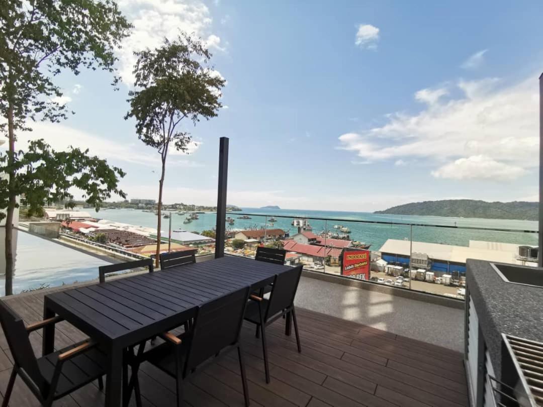 K Seaview Designer At The Shore, Apartment Kota Kinabalu