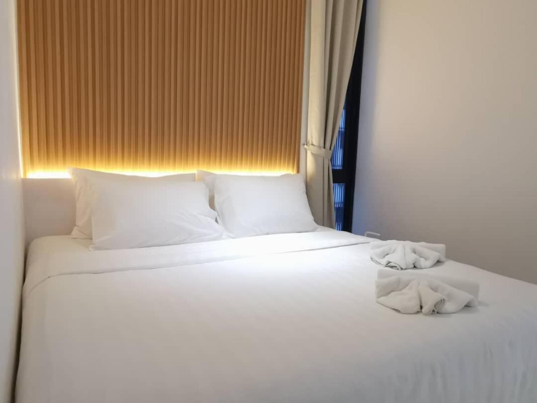 Apartment K Seaview Designer At The Shore,