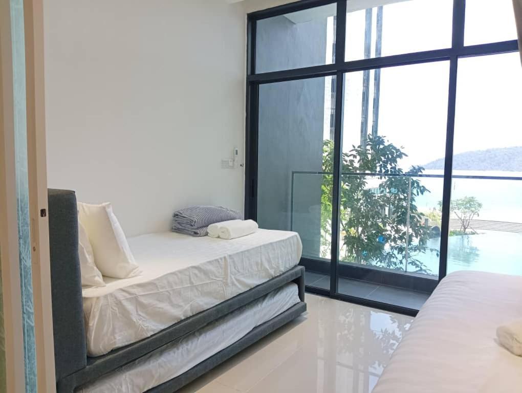 K Seaview Designer At The Shore, * Kota Kinabalu